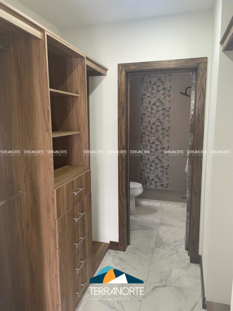 FDDD5AE7-0805-461A-9647-8E0ED874457D