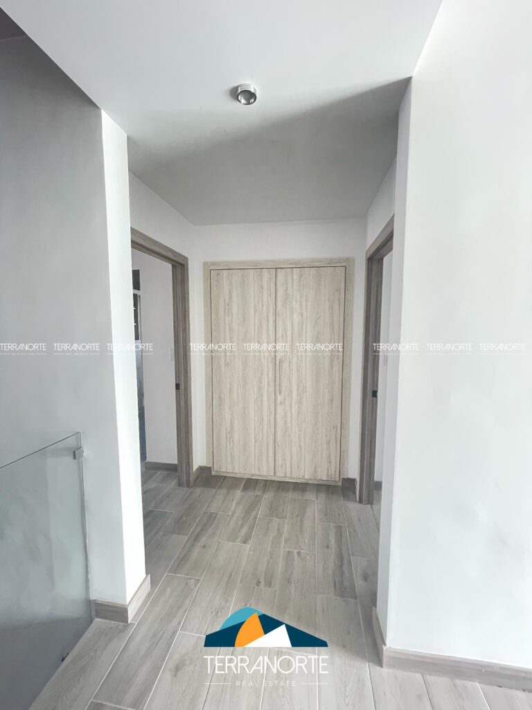 2AEA29BB-46C9-4D20-860A-6AE35908682B