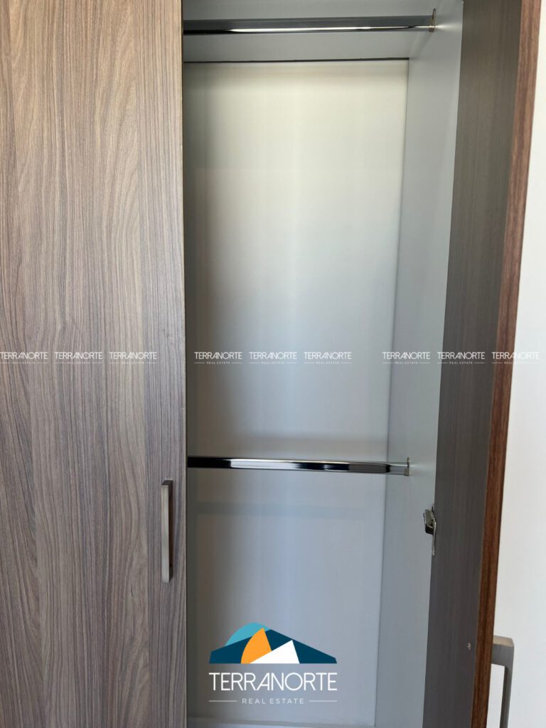 2E311A7A-AE08-4392-ABF4-62FDEE5789B4