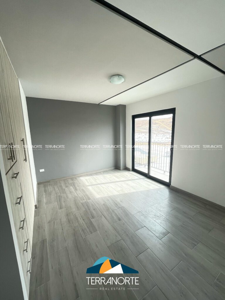 53F182CF-3FFB-4AF2-9533-CB8C55F2ECC6