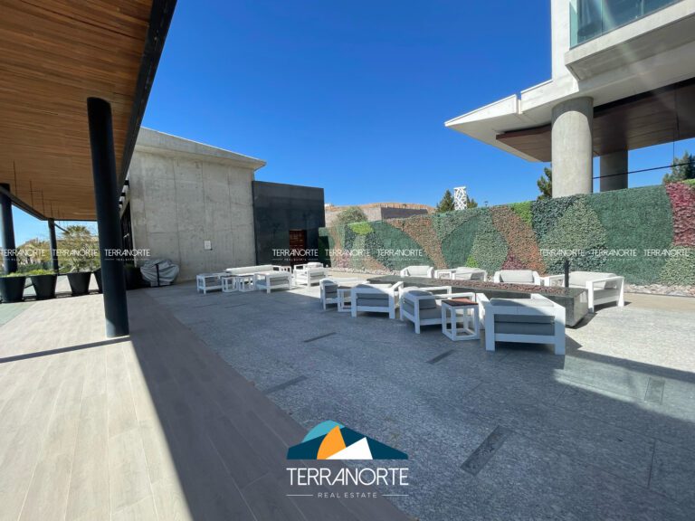 5990F29B-F285-4ED4-91EC-87DE5AAB7E67