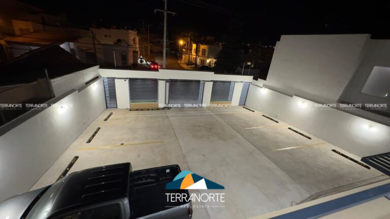 768B17A6-ED74-4E09-BE07-634B9C92EF44