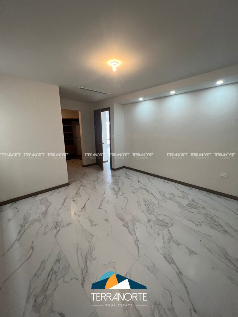 7D359FC2-BA8B-43A7-A80C-11818AE48AFC