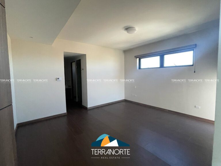 A3C0B131-5532-4B68-A0A6-225DDBFC408F