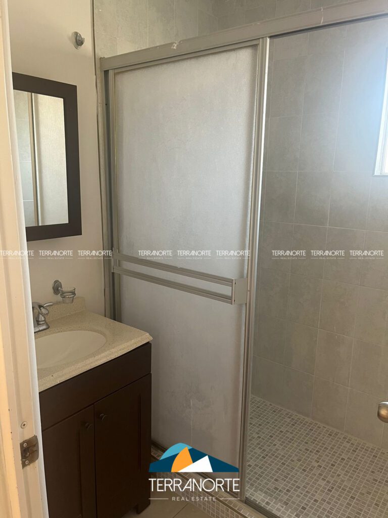 AC57CAF8-61AD-47A1-8D96-AF42CC86D0B5