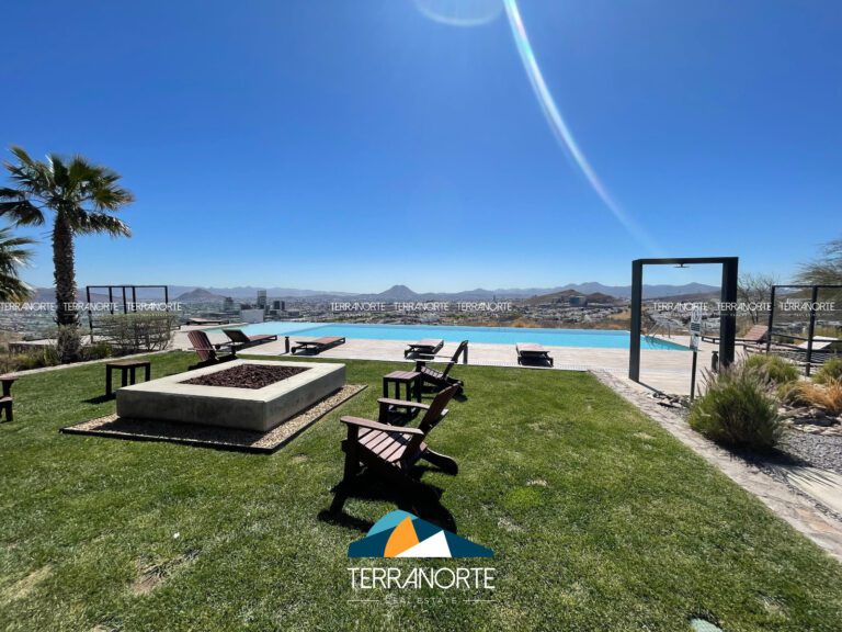 C0E2BCD2-7E07-4943-93B8-884AB207481A