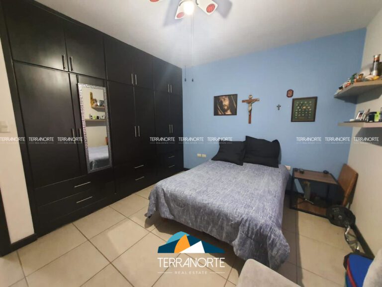 CD6F6A55-251C-4E0E-93C0-3D039F024EEF