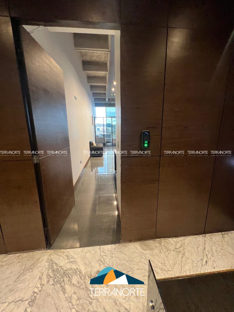 D28DF3A3-298B-4868-9B79-F5313B8E0809