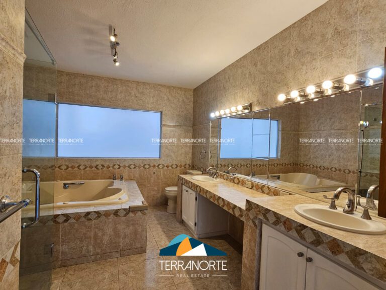 F10F815E-DE25-4F08-97A1-7048BCFD549D