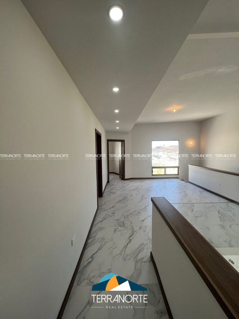 F2C544FD-DDBF-4111-8787-B2800B75C25F