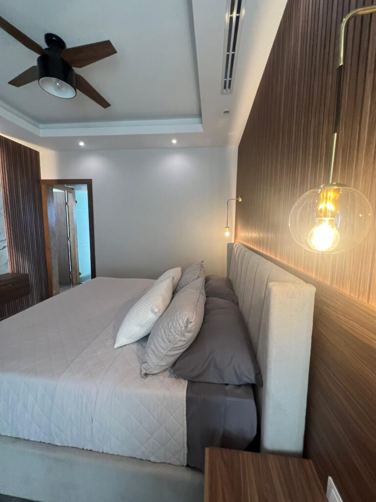 04D7DD45-80E6-4873-B6F4-6B2706436385