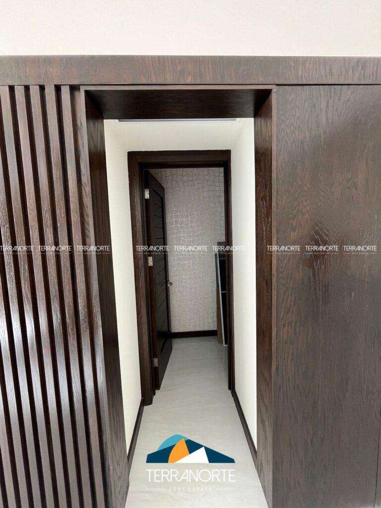 0A7098F8-2519-40E5-A671-6BF32DECB168