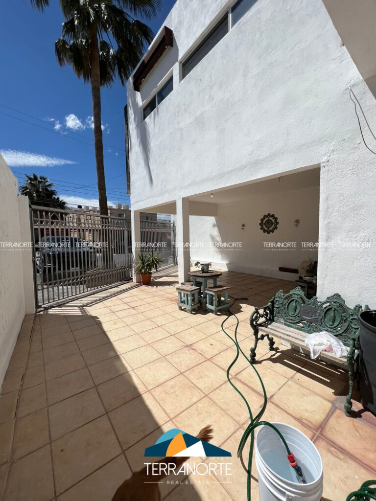 0AA86710-00E2-4B4C-9901-27ABADD5D7FC