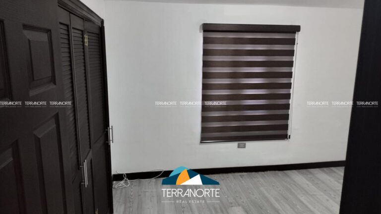 0BB2730C-5729-43EC-B6E2-F96723DF33B4