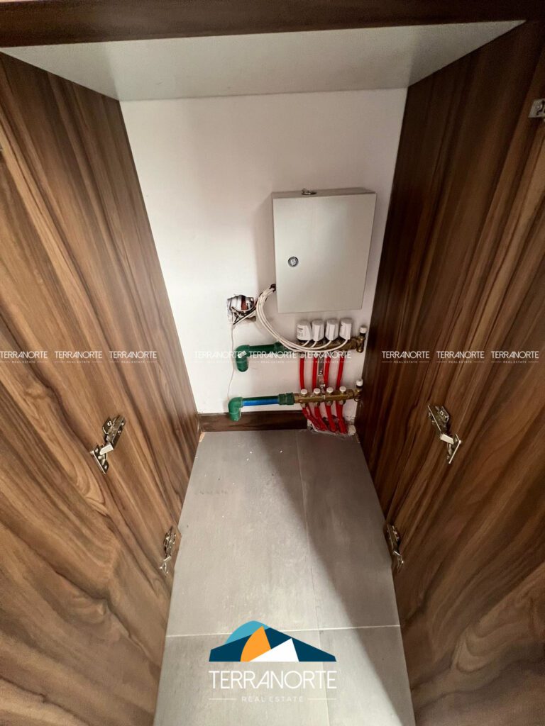 11CCCD0D-FACF-417A-8CC2-380D23E57D09