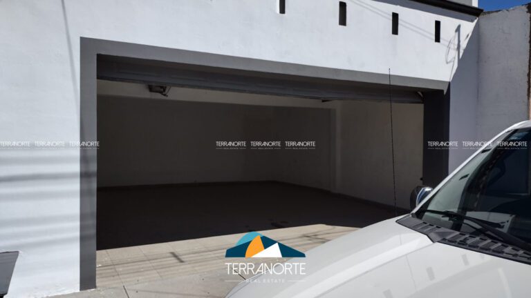 19360DF0-34F7-4E93-AF0A-51E319589103