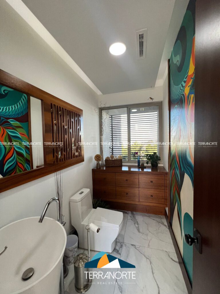 1B7F0FF9-1E33-4CC9-93B9-6A5173ECCDBD