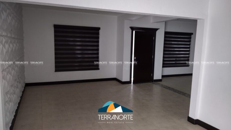 1CB79220-6FA6-4F91-AF42-2CFCC695E93B