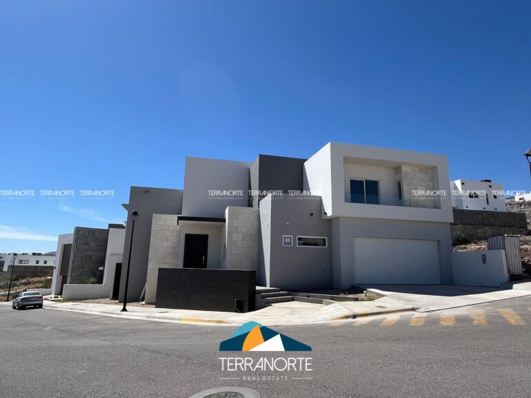 1DB53850-3772-40E4-9B6B-649180B7BC8A