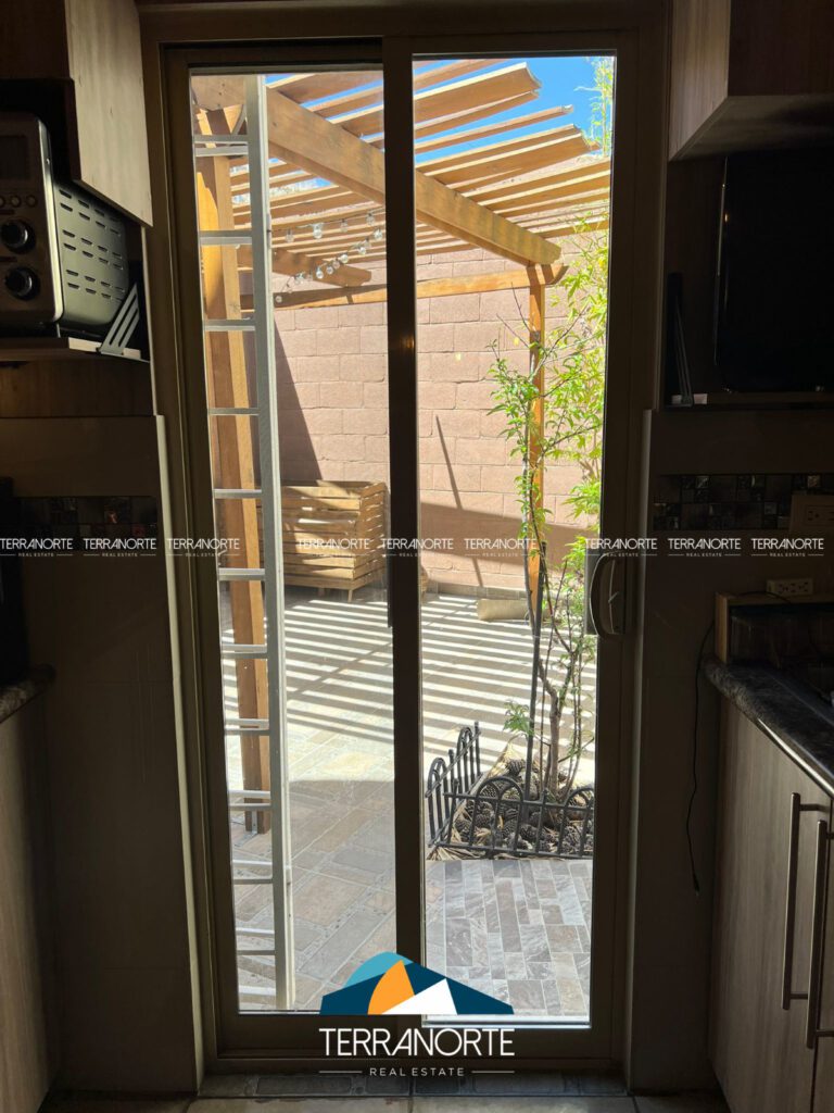 2B66A427-C368-40D5-9B8F-6455A0C8674E