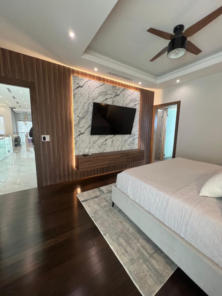 2CC4F8CB-38CF-44E4-A9F5-80DC5F4C05B7