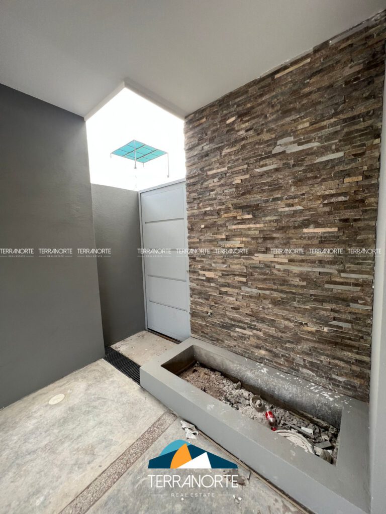 366447DF-8FBE-49DE-B010-6C7642B10BAE