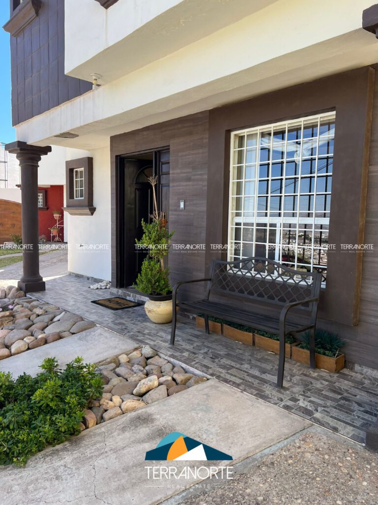 471B1EE5-BB86-4BDE-8CD4-29E40EAB55AA