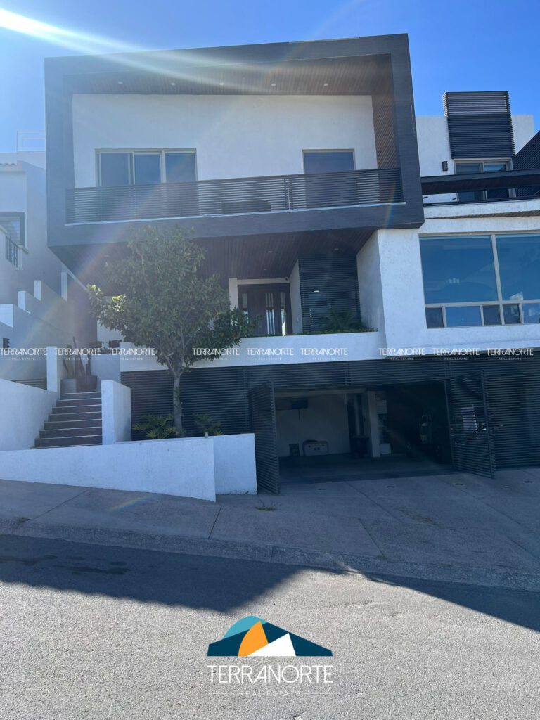 5663A34C-89A6-458D-BF27-B5E3EA1A120A