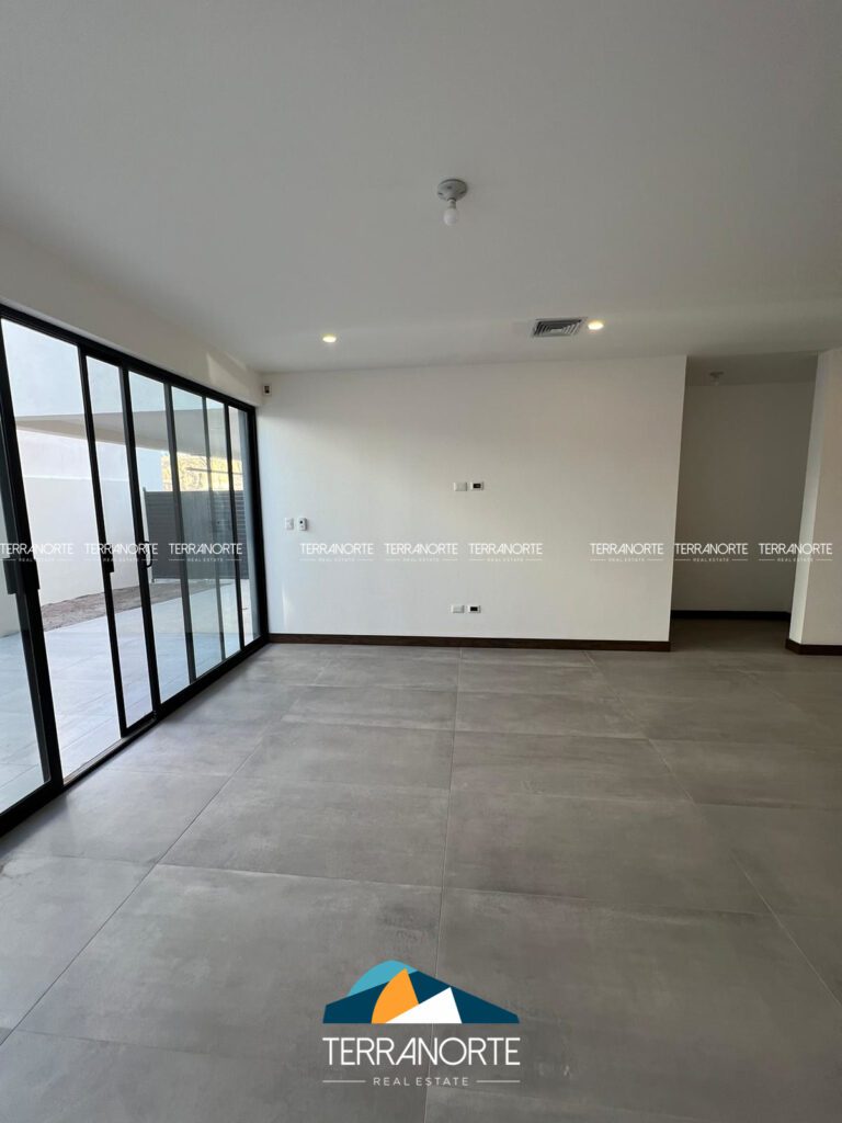 663FEFF2-EBA1-4F7C-8D65-BA4B557590C3