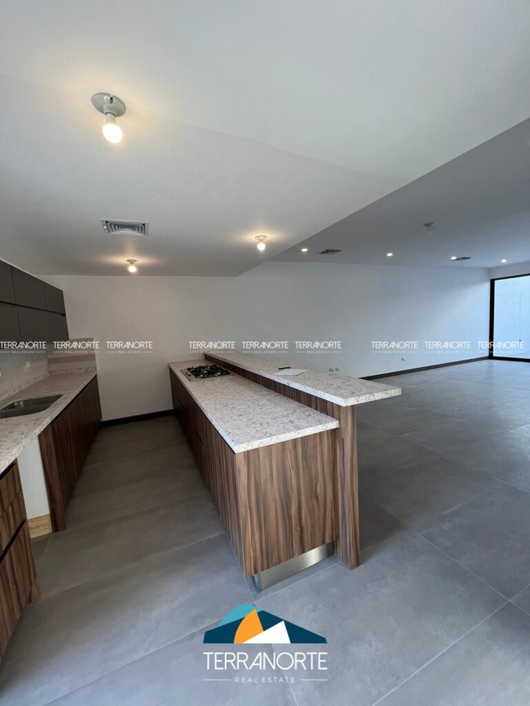 74AE68CE-DBE1-4ECF-B743-59CD8470BB97