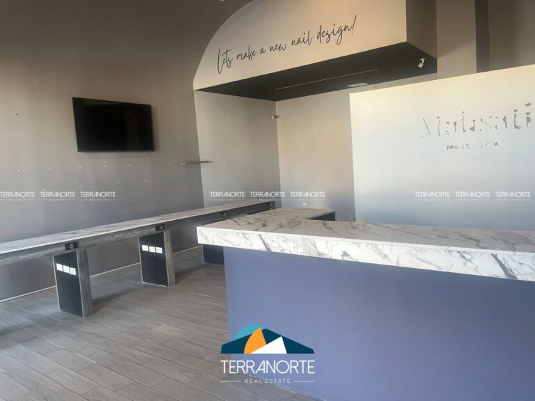 76DC8AE8-190A-46FF-BD11-C5E3CB2E0274