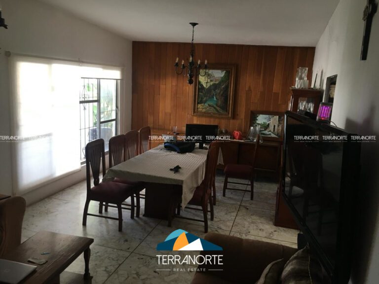 7F8104FC-BB84-4779-B7E8-CFAA1EB6AC7D