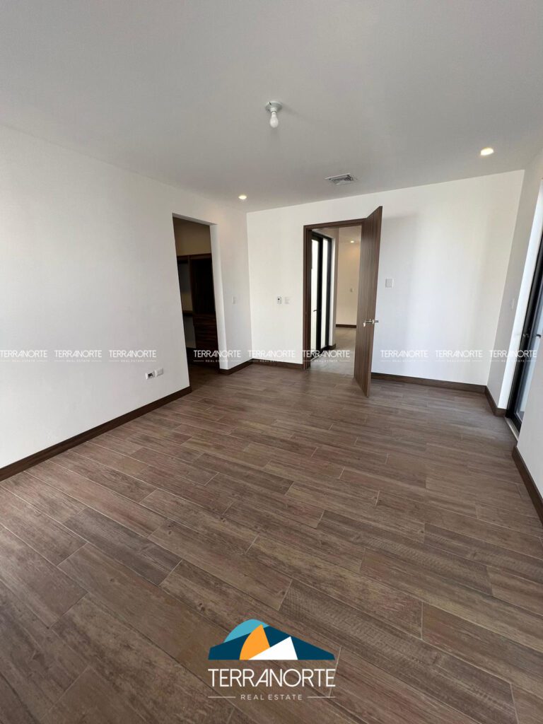 83843E0D-664E-4771-9789-6519A8003B3B