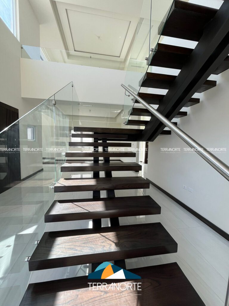 969D5A95-71B0-4BC7-9FE3-FD2942EF7627