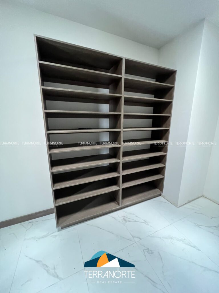 AD774572-0CD0-4085-96CA-68478A24F51A