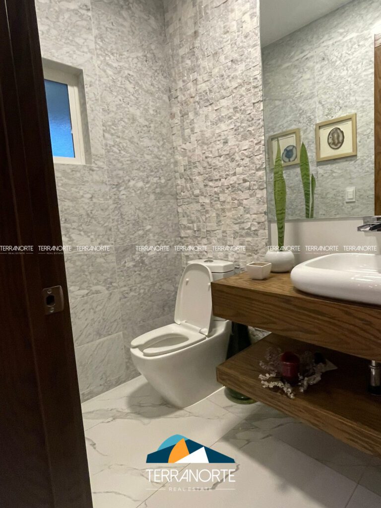 B3B51482-079F-419A-BF4B-F6C1AB6F7167