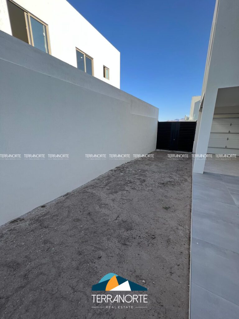 BC18629B-5388-4CD3-AC2B-DC65B8AC5BF3