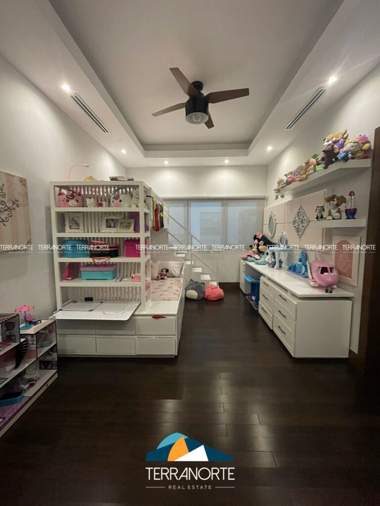 C24AADFE-64FE-4EE3-9D13-8B942869047D