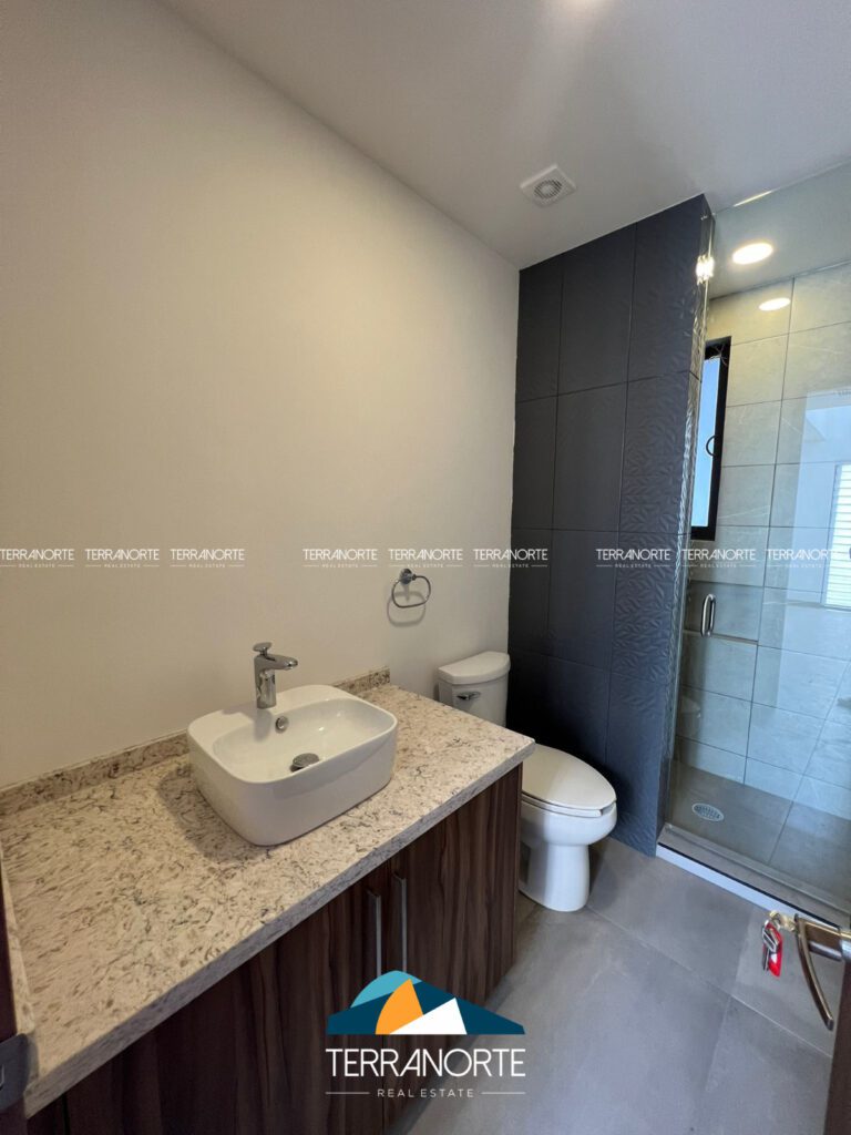 CF299ABD-6C9D-4A2C-9D72-0BEC1768DBB2