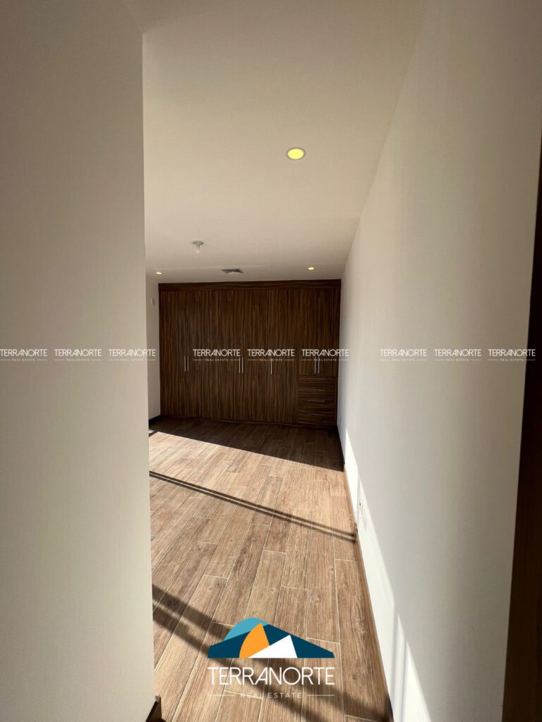 DA5B486A-4EFF-4865-82E5-6A46B10AC274