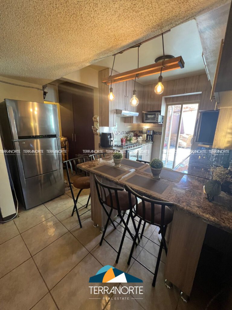 DB69BA90-5B8B-45B4-84CE-B026ECD7A78B