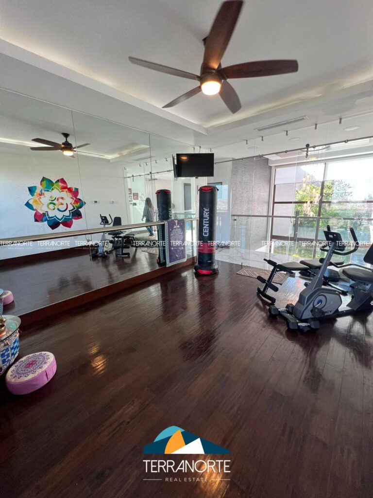 DB82A15D-3828-49A7-B941-2713504179FE