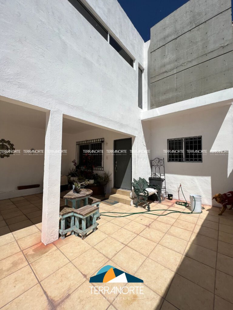 E3B24668-3970-4F41-95AA-7B29E2119E79