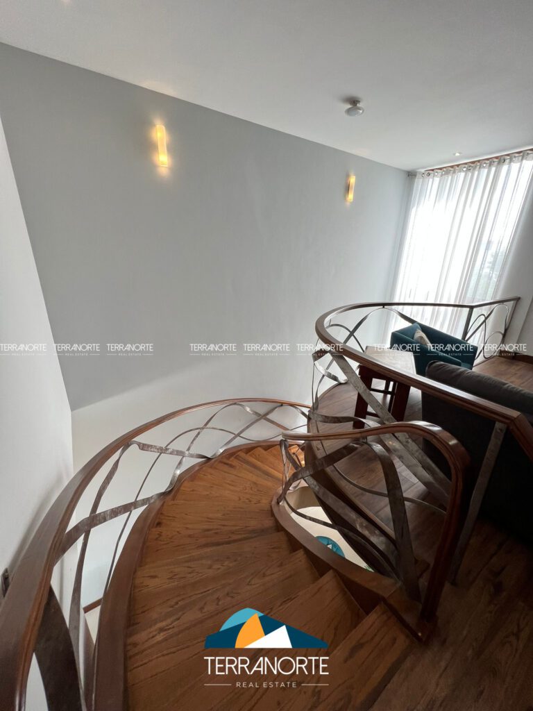 E7406B1C-C695-4072-8CEB-0F3669630886