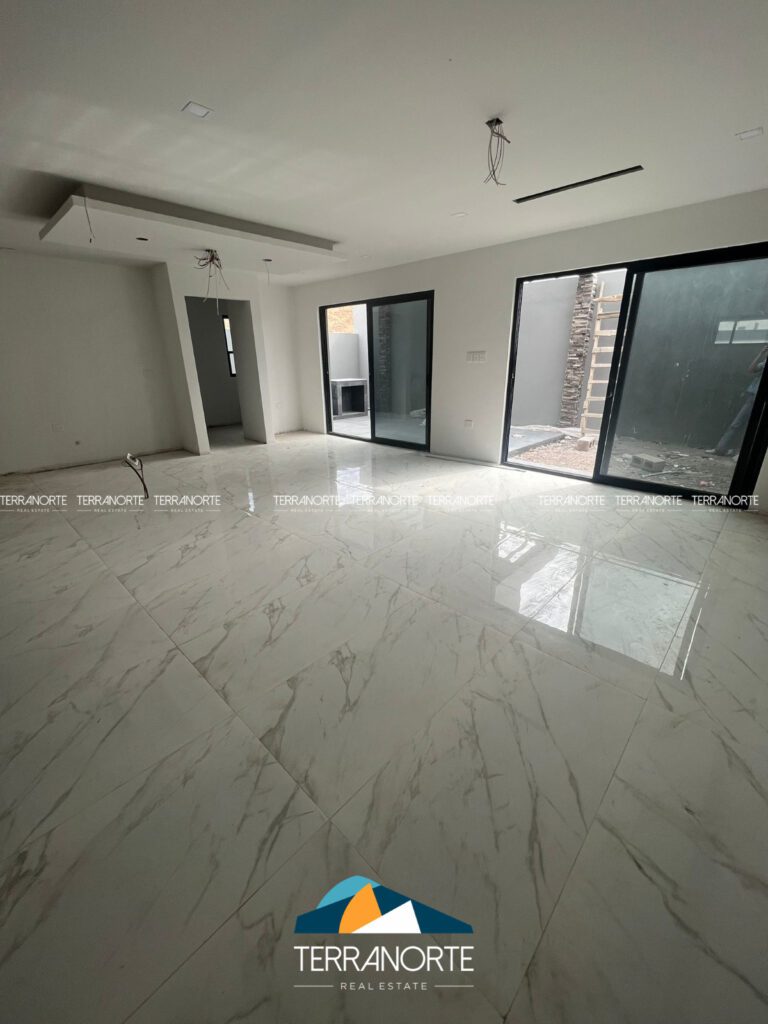 E7F890A3-87E3-4B46-B69E-6F5F46B75579