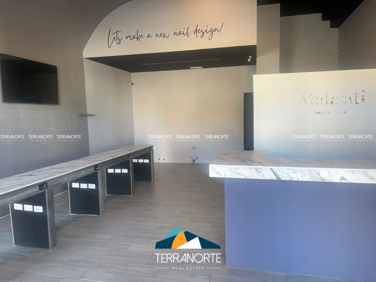 F0EA441F-6DBA-4A1A-B931-7E4B78F02179