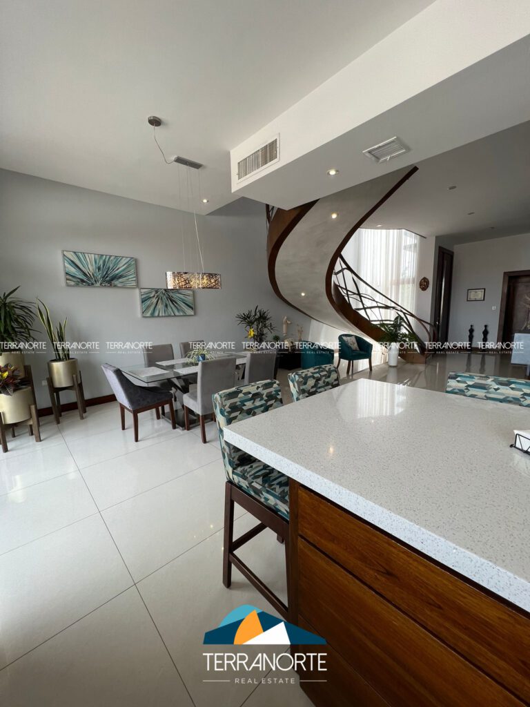 F7505586-1C93-4BE6-95A7-00F2707EA528