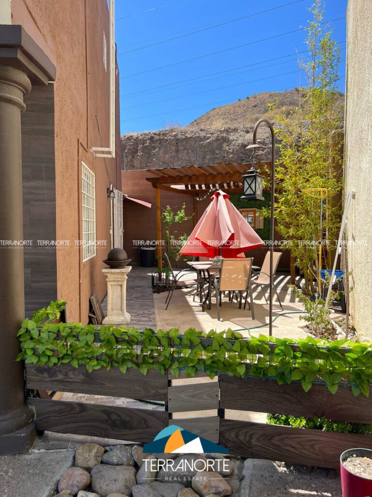 F75FF912-6AB7-4FBE-90AA-6139211587B2