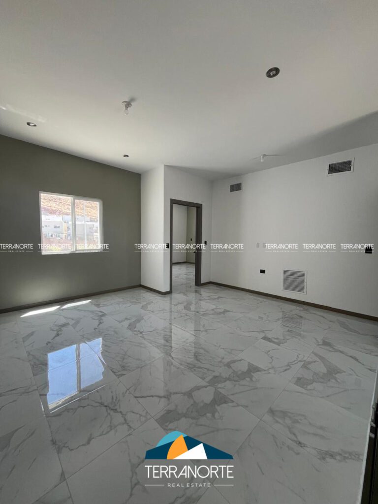 082CCEA0-A606-4E11-ADD0-1489A0F4B9AC