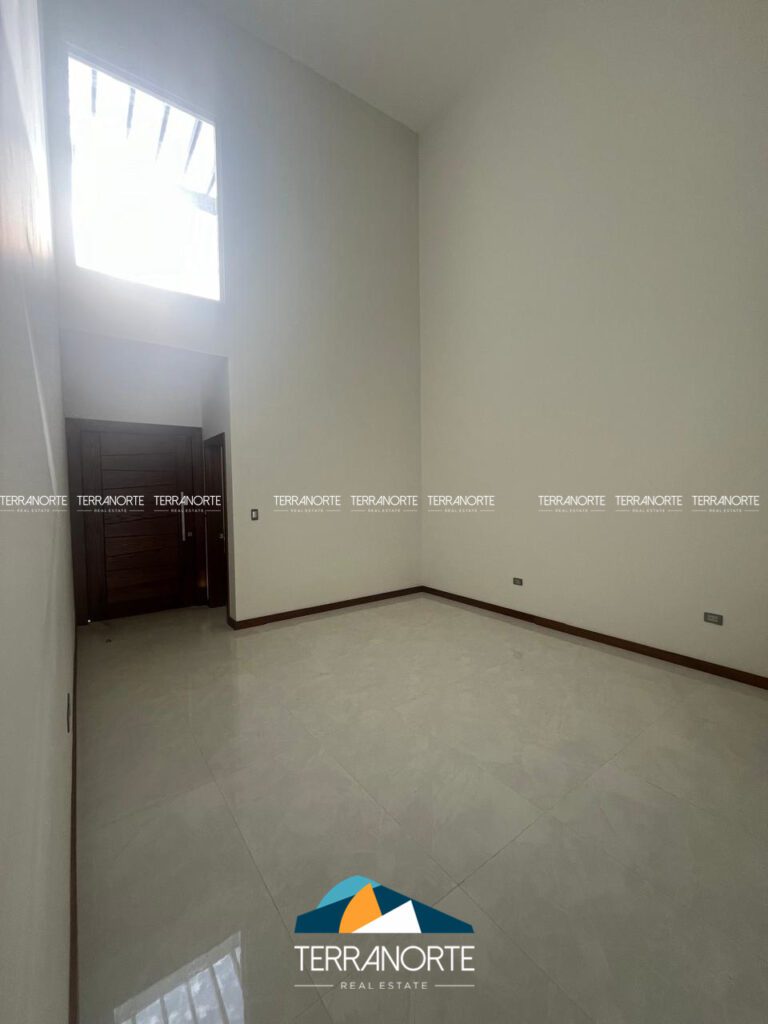 26A65250-0427-41E0-B2B3-F075F42142F2